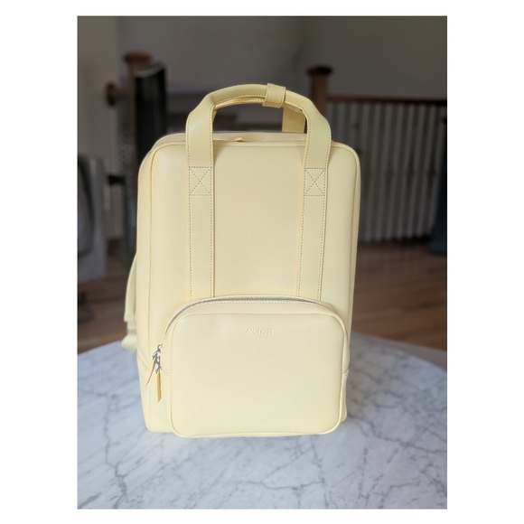 NEW Monos Banana Pudding Metro Backpack Magonolia Bakery Limited Edition - Picture 1 of 8